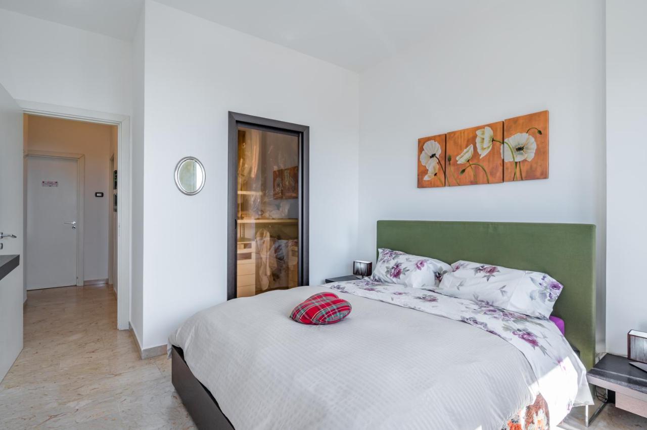 Catania Seaview Apartment With Balcony Bagian luar foto