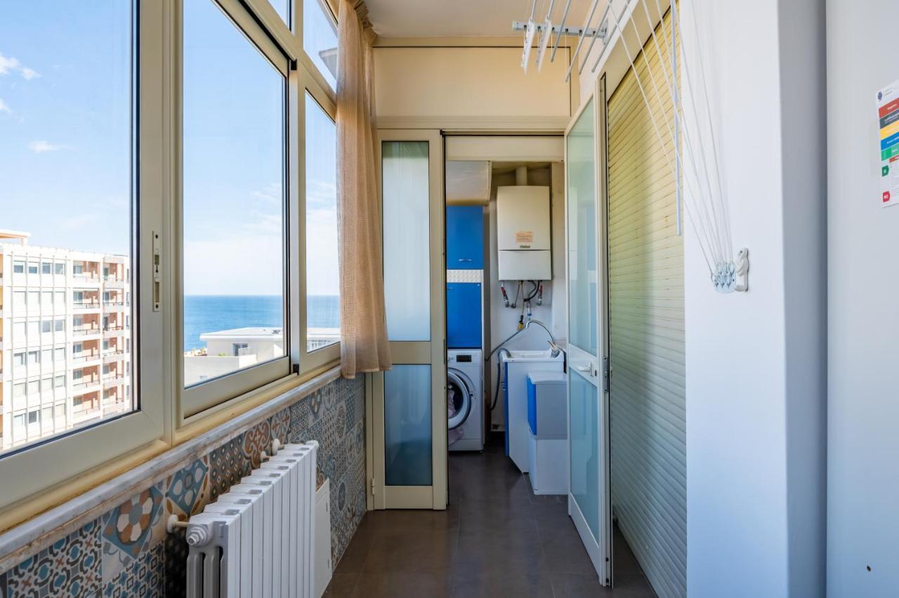 Catania Seaview Apartment With Balcony Bagian luar foto
